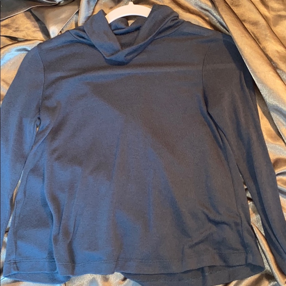 Copper key girls medium blue long sleeve shirt